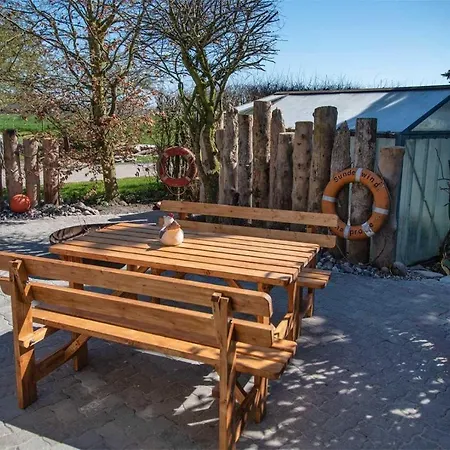 Appartement-fuer-2-personen-in-schaprode-auf-der-insel-ruegen-zi2 *